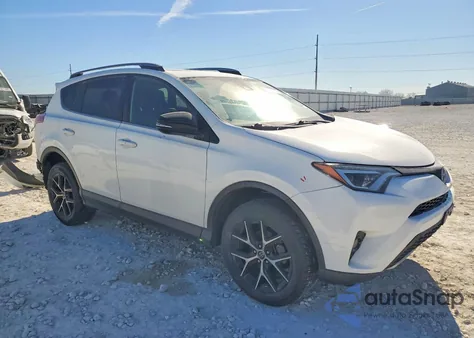 2017 Toyota Rav4 Se из США, поврежденный, VIN JTMNFREV4HJ718234
